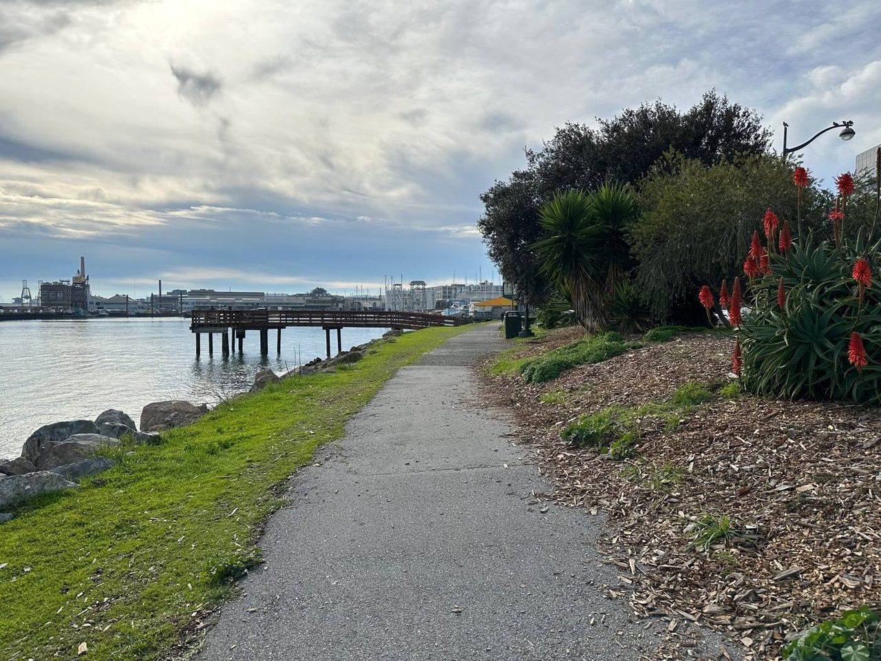 Bay shoreline trail near Belle Haven, Menlo Park, California