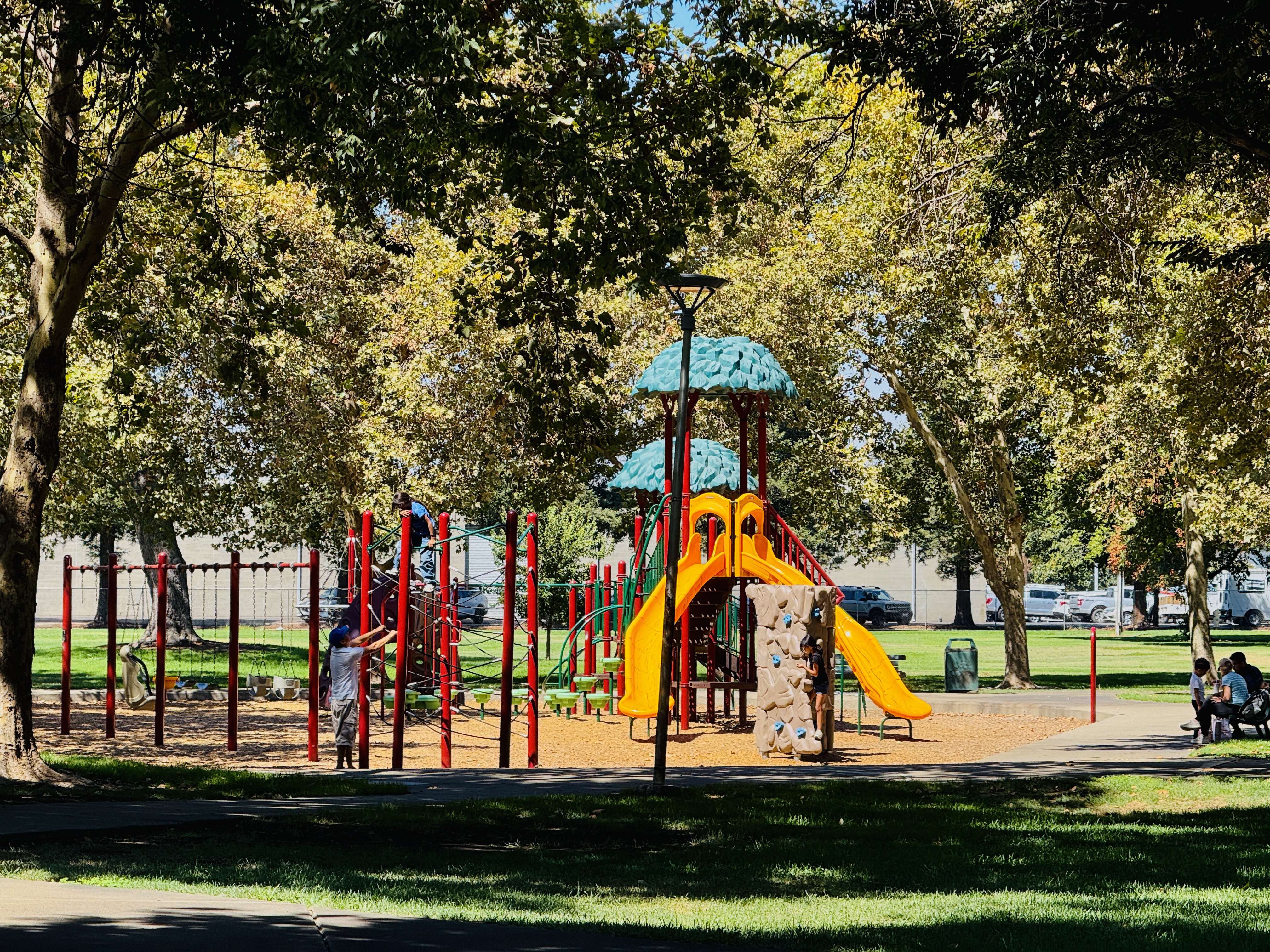 Neighborhood park with lawns in Redwood City