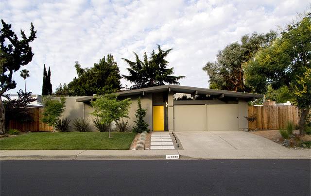 Eichler style home exterior in Lakewood, North Sunnyvale