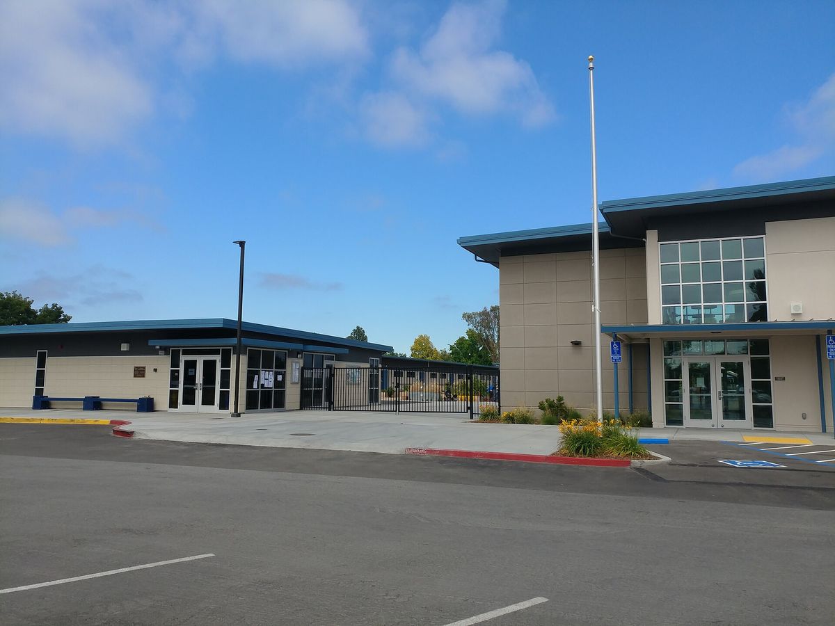 School building exterior near Shoreline West, Mountain View